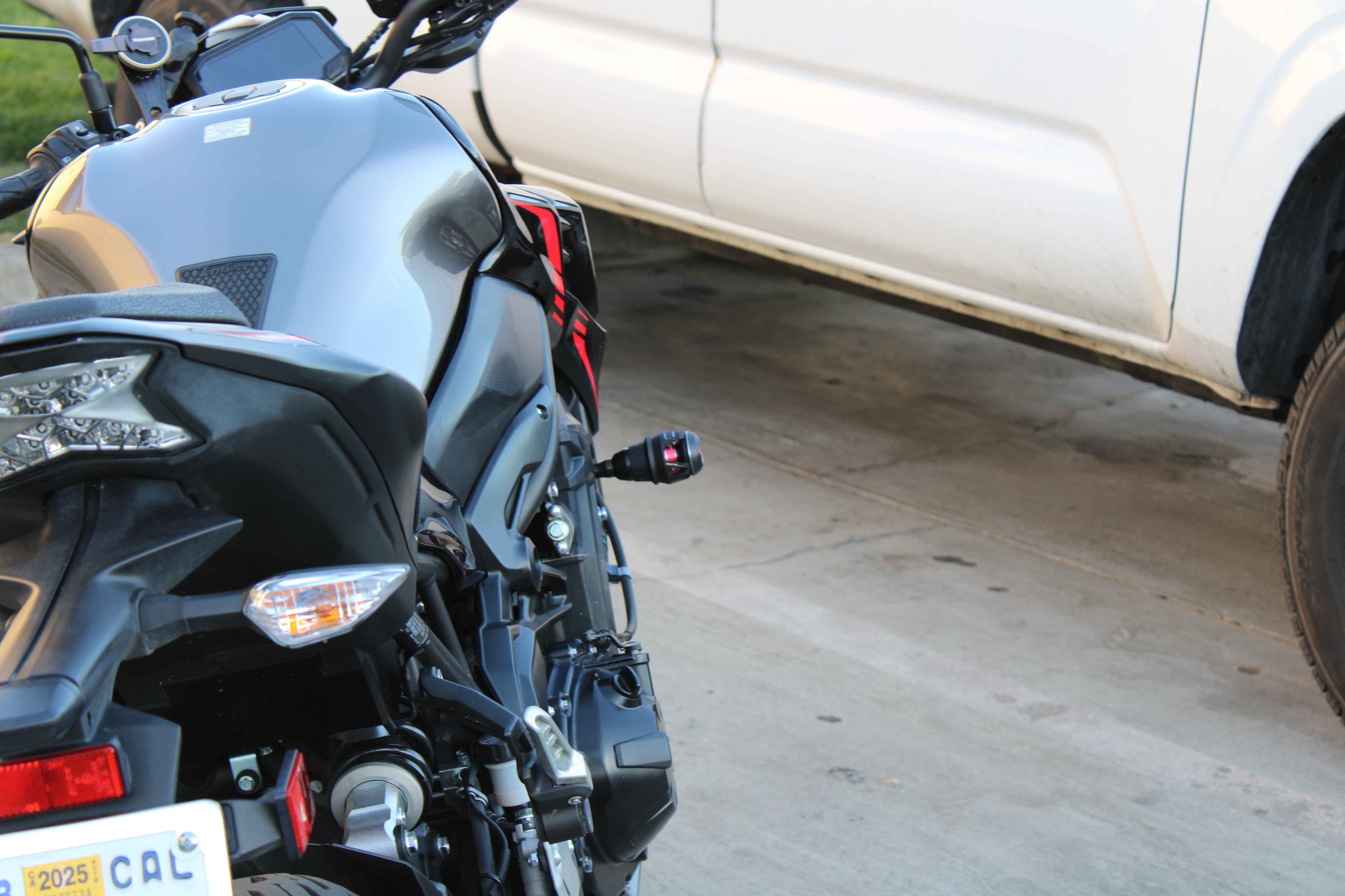 Deslizador de chasis Procton F1 - Kawasaki - Z900 /SE/R/RS CAFE (2017 en adelante)