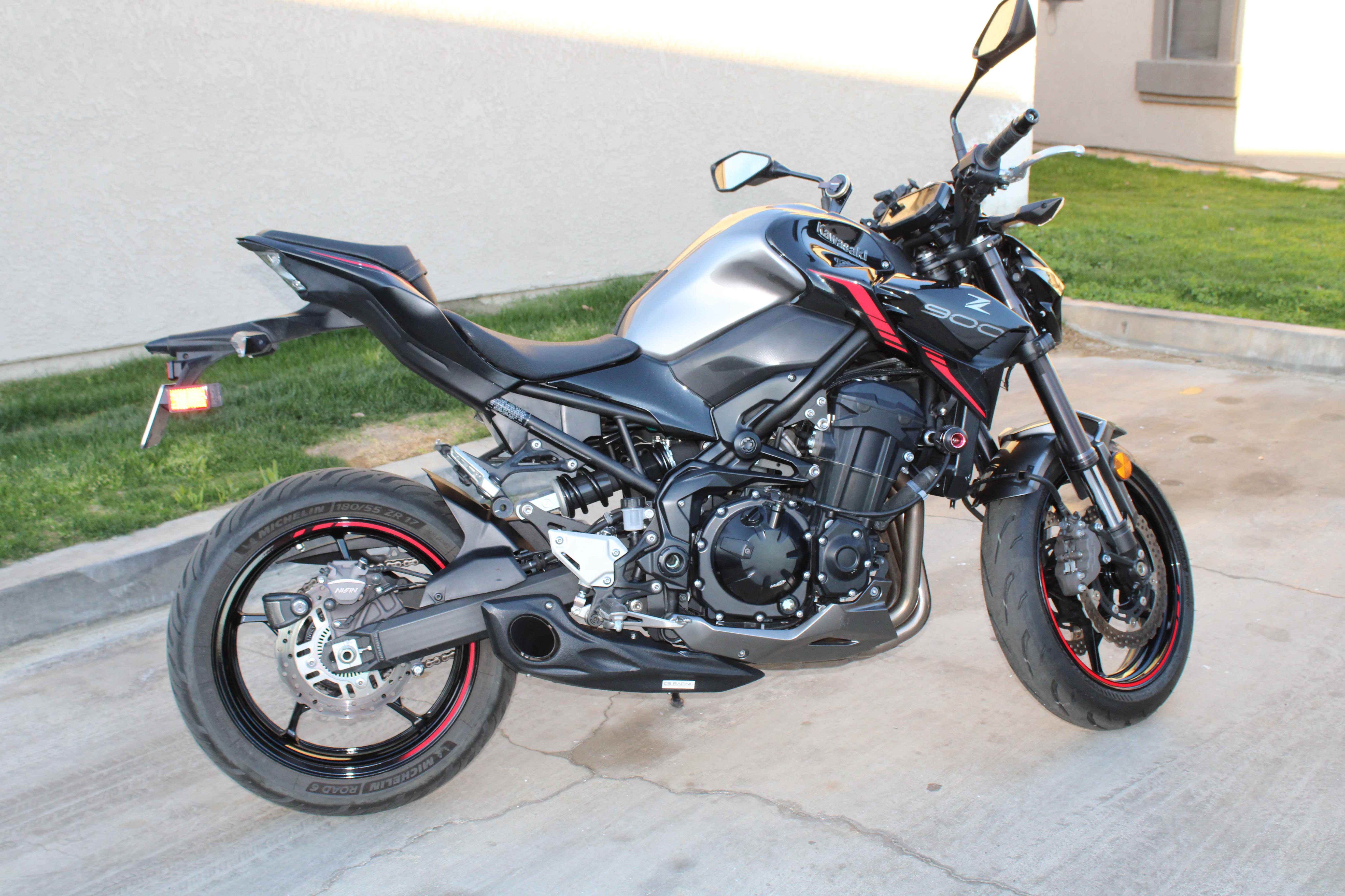 Deslizador de chasis Procton F1 - Kawasaki - Z900 /SE/R/RS CAFE (2017 en adelante)