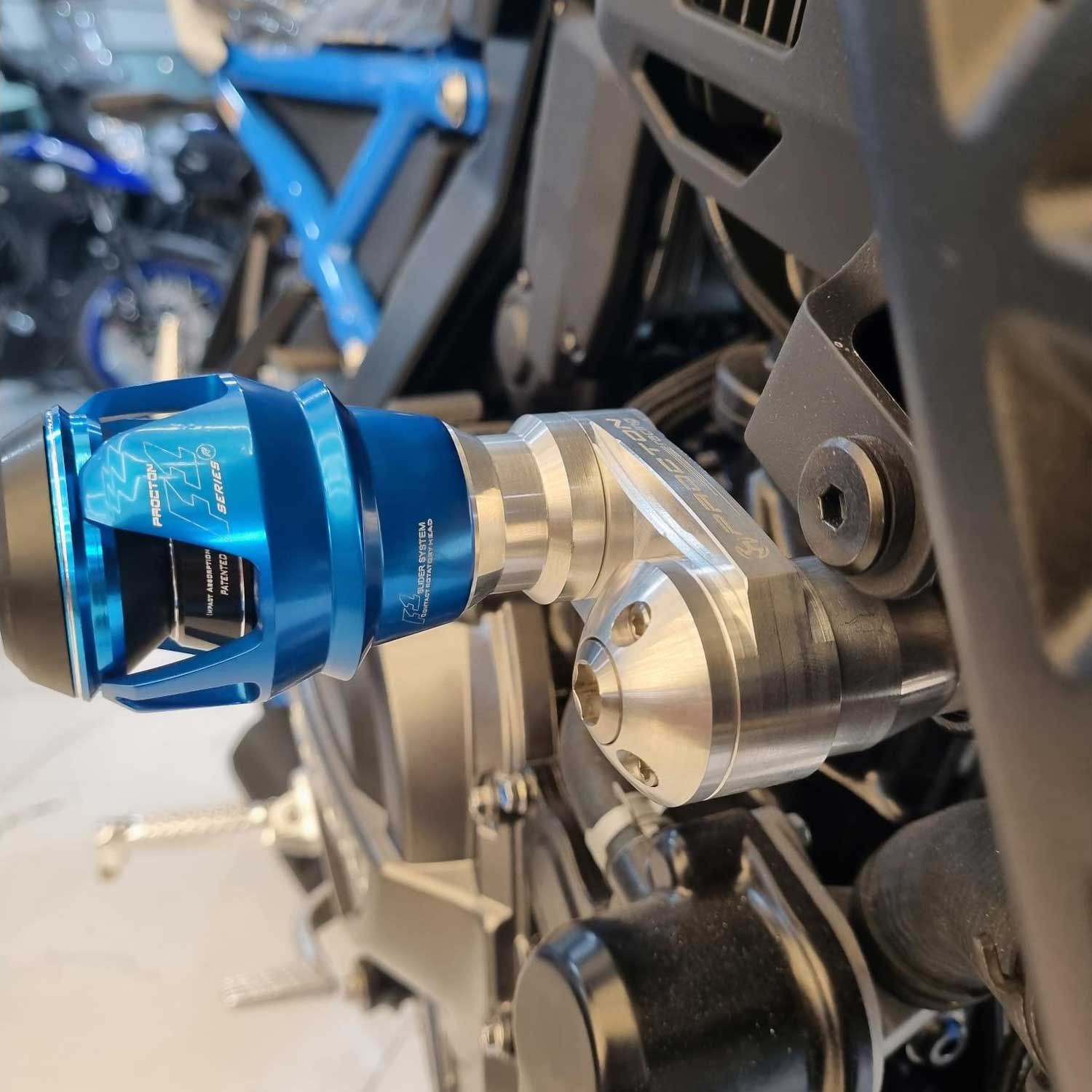 Suzuki - GSX-8S | GSX-8T | GSX-8TT - Procton Racing Rotational Impact System – Frame Sliders F1