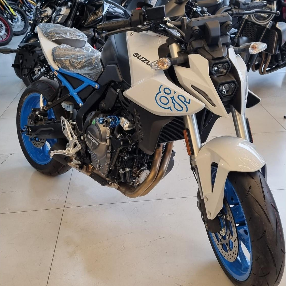 Suzuki - GSX-8S | GSX-8T | GSX-8TT - Procton Racing Rotational Impact System – Frame Sliders F1