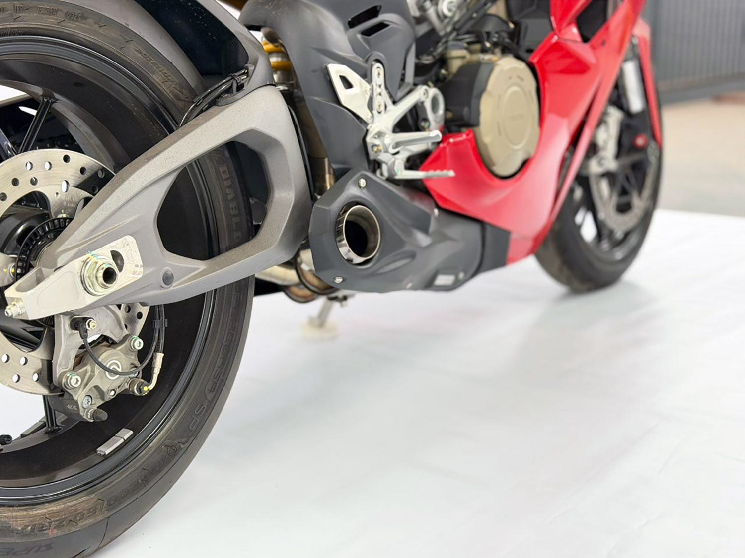 Escape deslizante CS Racing para Ducati Panigale V4 V4S 2018-24 | Silenciador + dB Killer (+2,5 CV) 