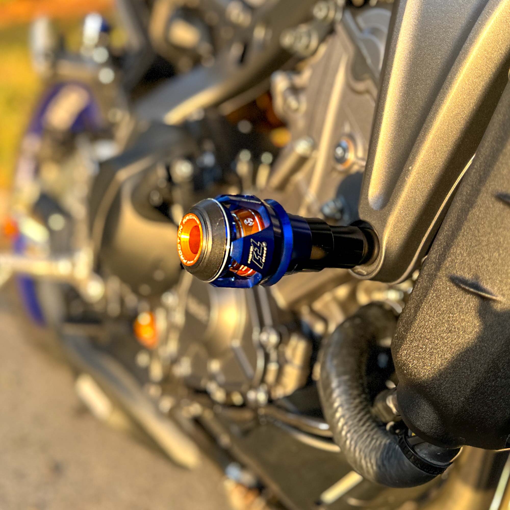 Procton F1 Frame Slider - Yamaha - MT-09 / SP | Tracer 9 / GT+ (2021-up) | XSR 900 (2022-up)