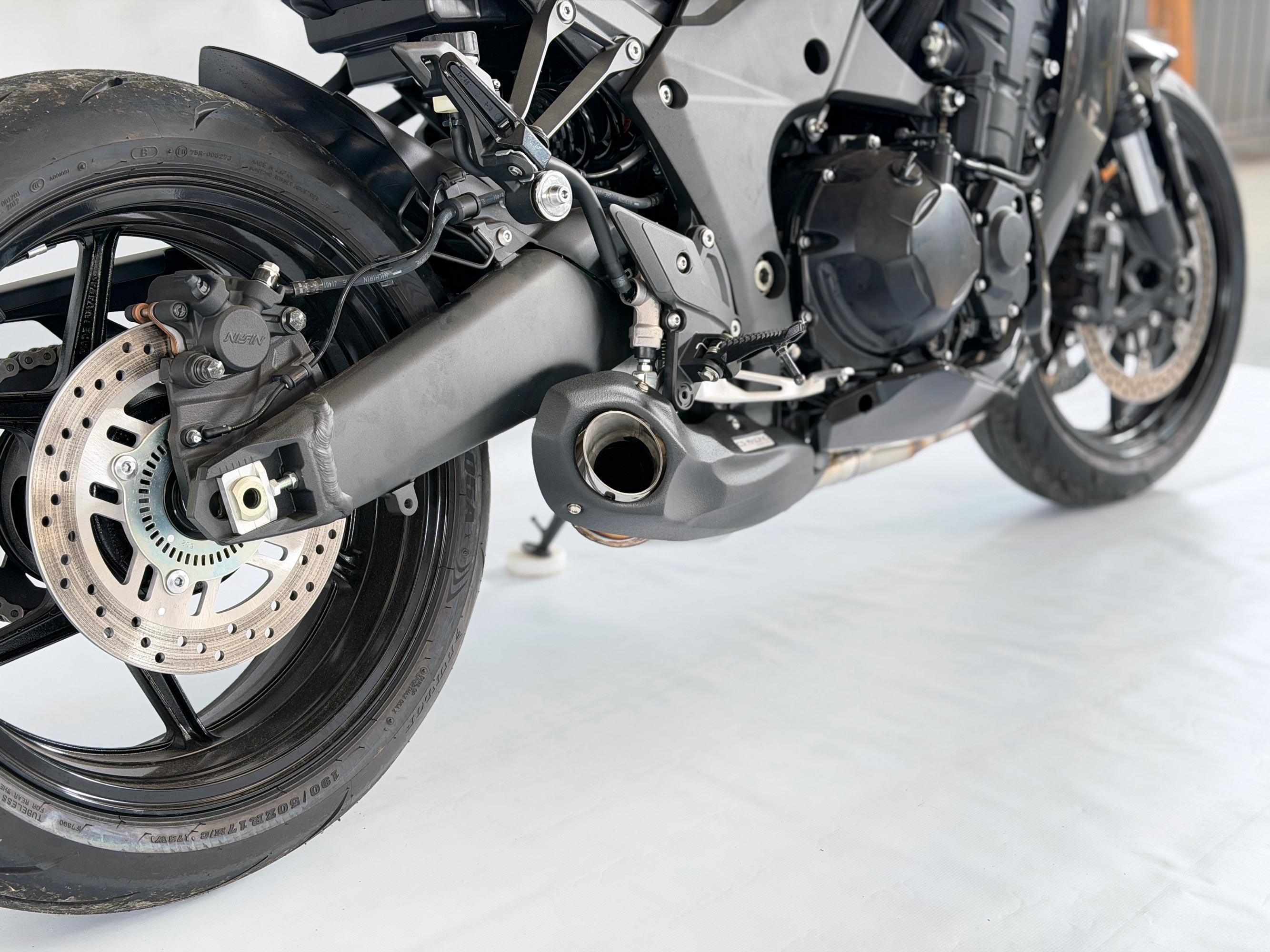 2026-on Kawasaki Z1100 CS Racing Full Exhaust | Muffler + Headers