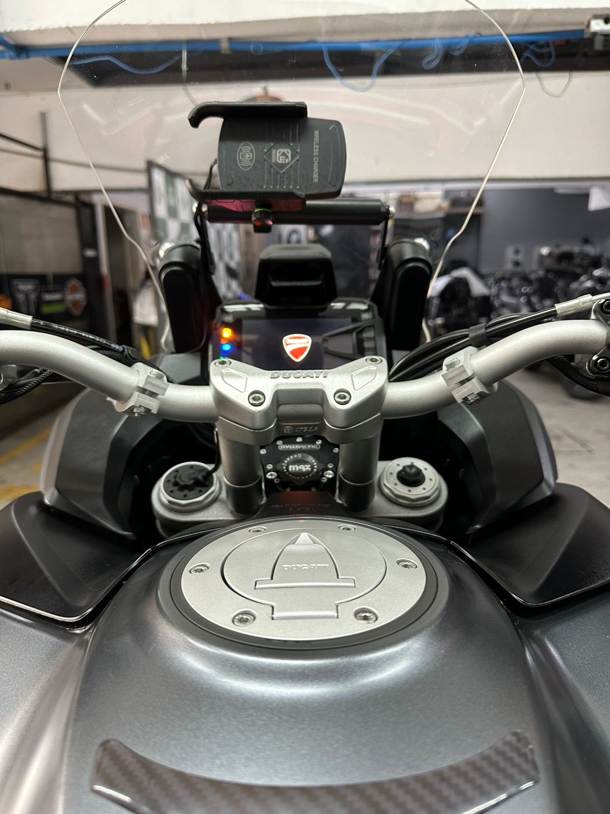 MaxRacing MAX20 Steering Damper - Ducati - Multistrada (2015-on)