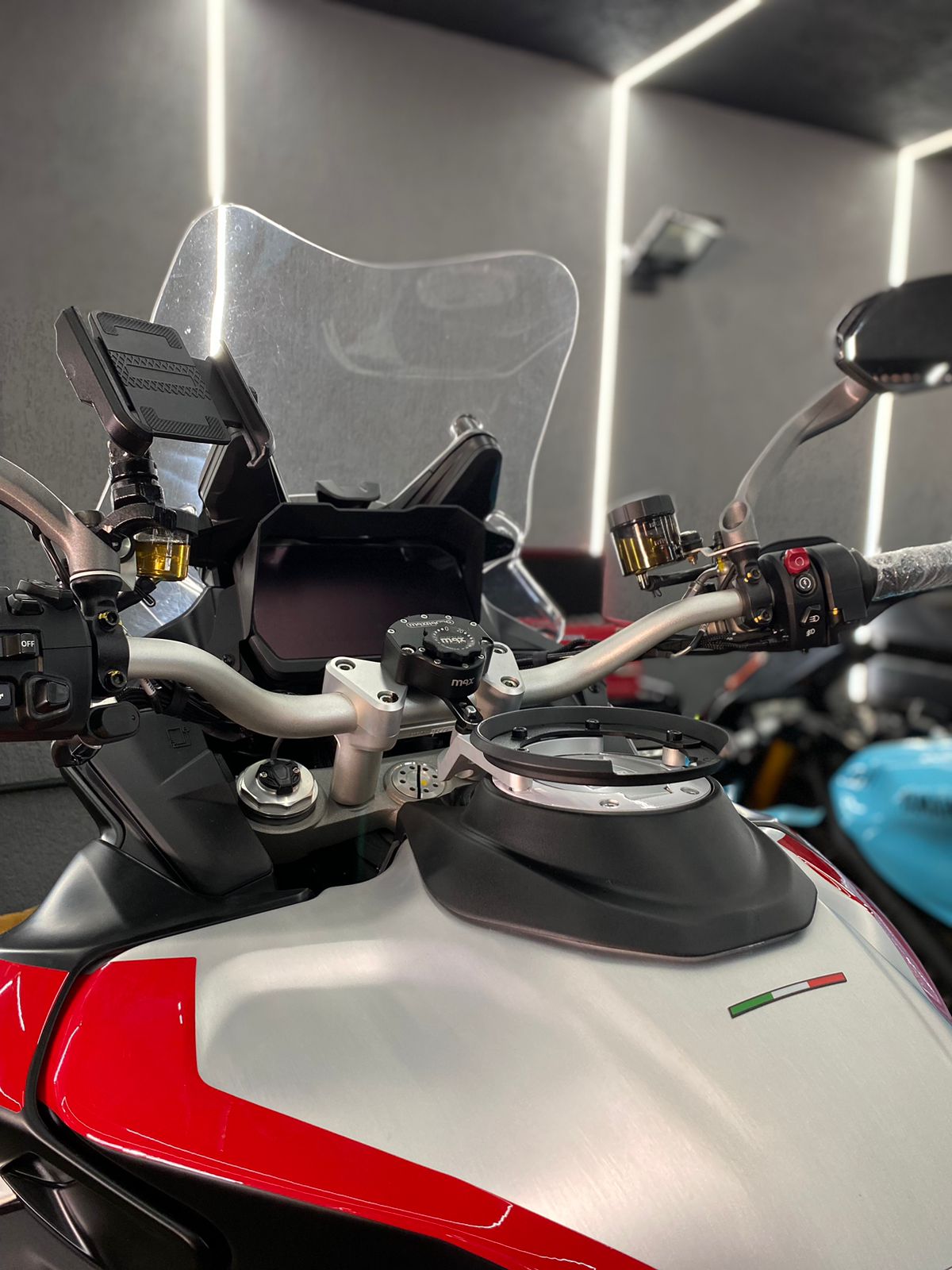 MaxRacing MAX20 Steering Damper - Ducati - Multistrada (2015-on)