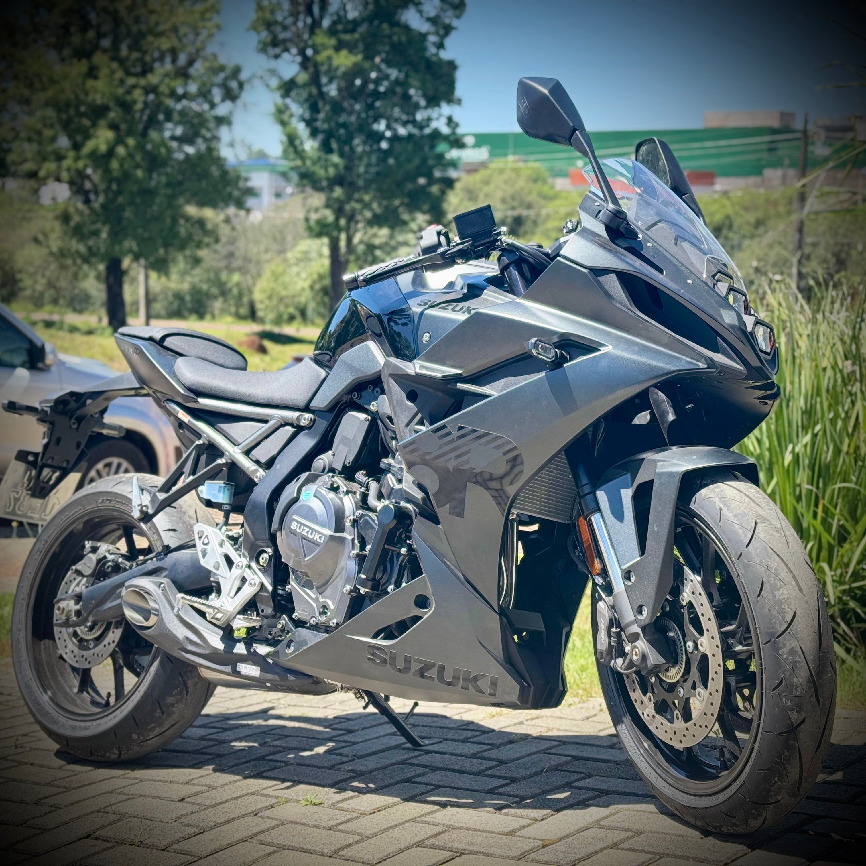 Suzuki GSR 750A 2011-16 | GSX-S 750 CS Racing Scarico completo | Marmitta + Collettori + dB Killer 