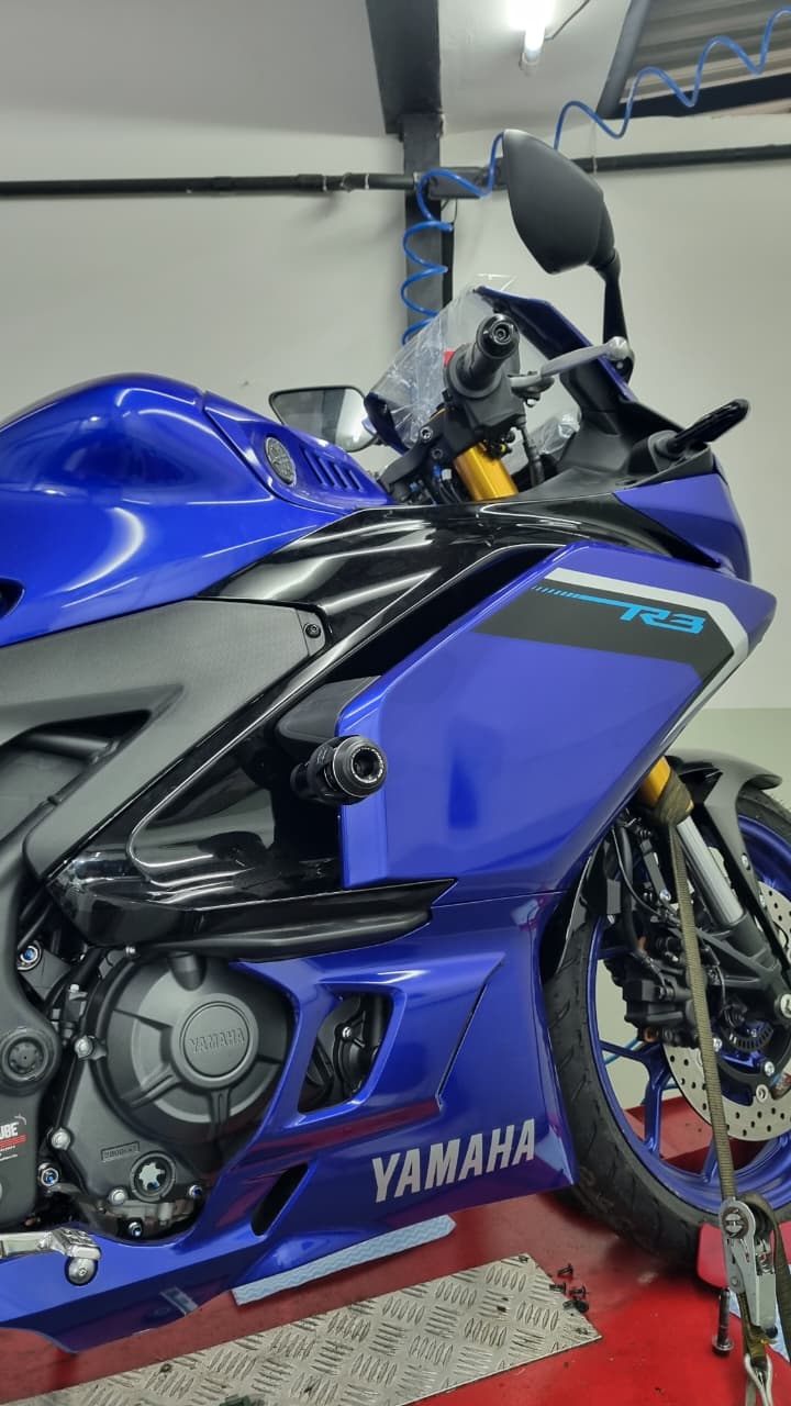 Yamaha - R3 (2025-on) - Procton Racing Rotational Impact System – Frame Sliders F1